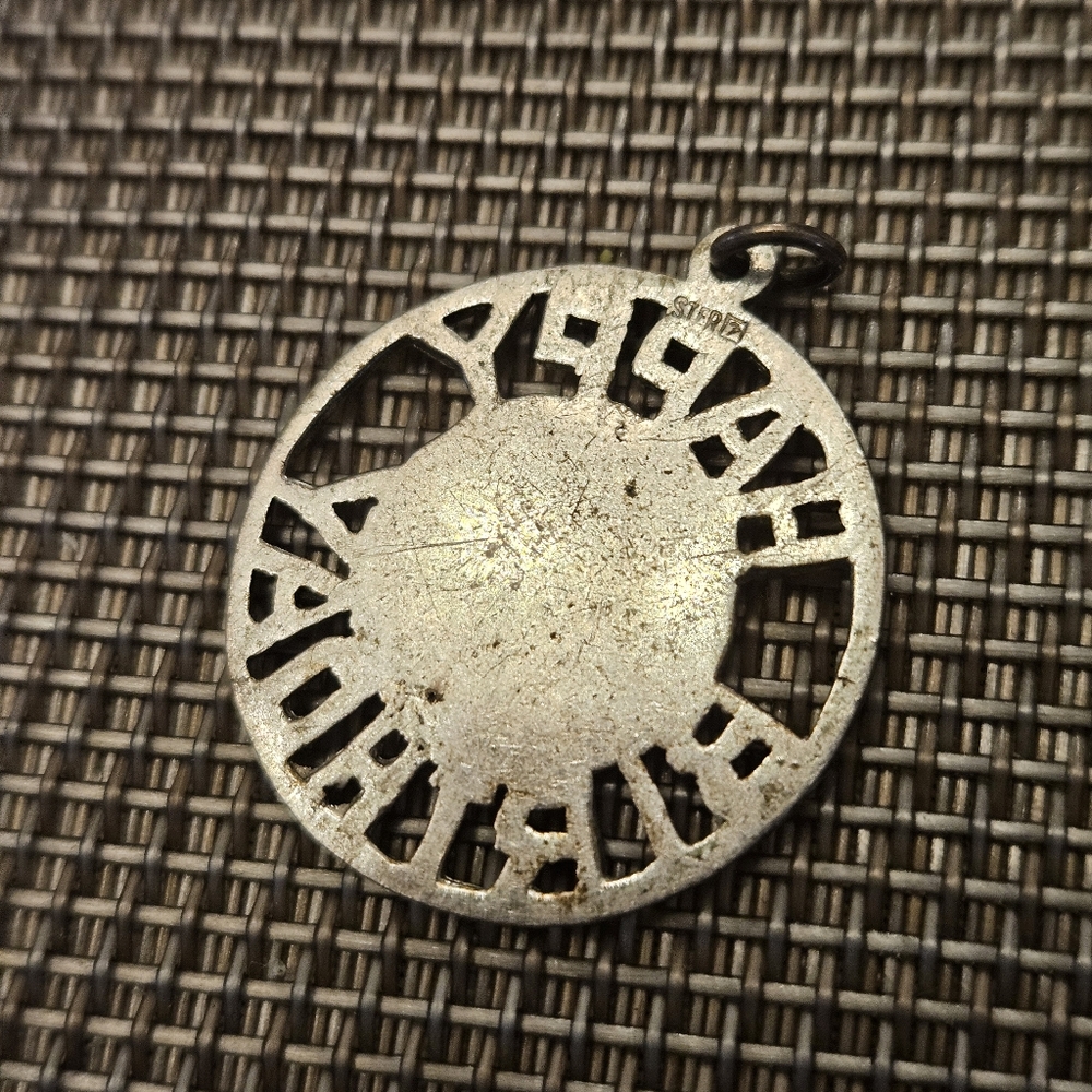 Vintage sterling silver happy birthday pendant charm - Picture 3 of 5